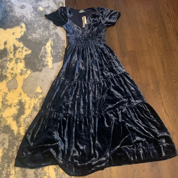 Anthropologie XXS NWT Somerset Velvet Edition Maxi Dress Long Tiered Navy Blue - Picture 2 of 11